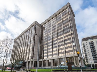 Property Image for 2 Fitzalan Road, 15th, Cardiff, South Glamorgan, United Kingdom, CF24 0EB