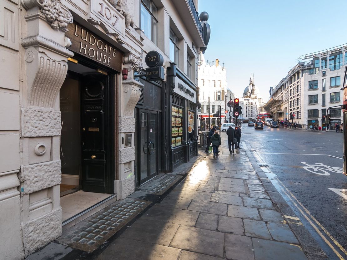 Fleet Street, 107-111, London, Greater London, United Kingdom, EC4A 2AB