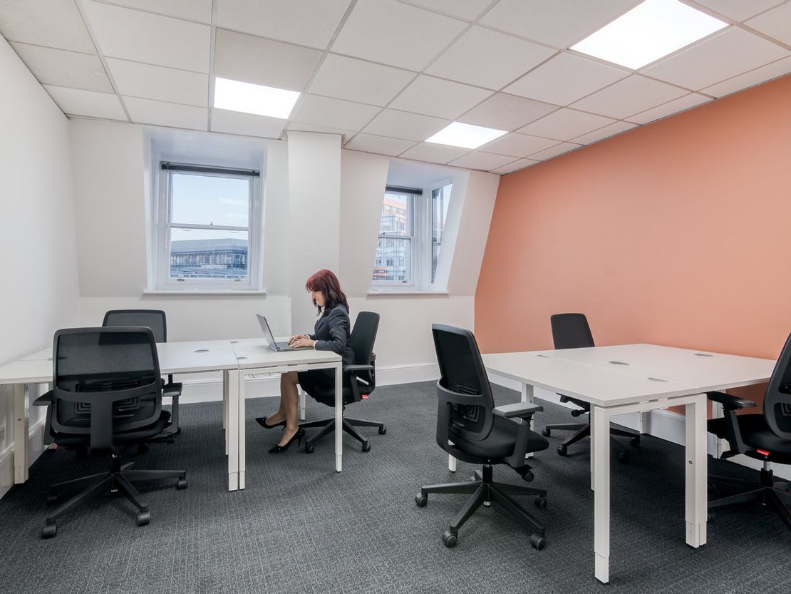 Fleet Street, 107-111, London, Greater London, United Kingdom, EC4A 2AB