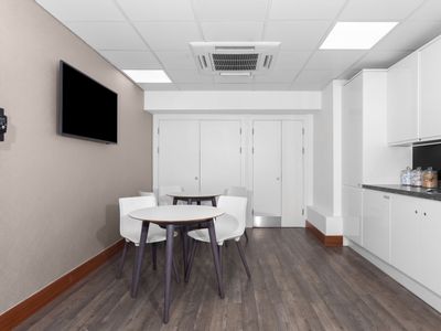 Property Image for Hanover Square, 17, London, Greater London, United Kingdom, W1S 1BN