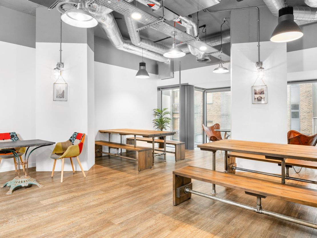 City Road, 167, London, Greater London, United Kingdom, EC1V 1NR