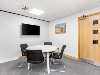 Property Image for Bristol Road South, Park House, Birmingham, West Midlands, United Kingdom, B45 9AH