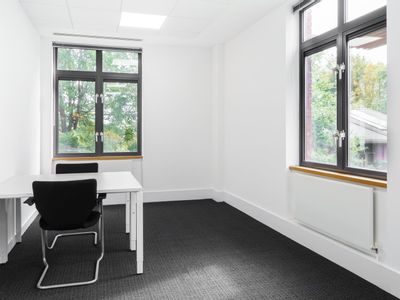 Property Image for Kings Hill Avenue, Ground Floor, 26, West Malling, Kent, United Kingdom, ME19 4AE