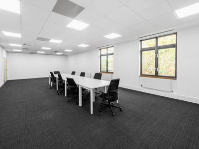 Property Image for Kings Hill Avenue, Ground Floor, 26, West Malling, Kent, United Kingdom, ME19 4AE