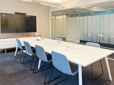 Property Image for The Square, 46182, Heathrow, Greater London, United Kingdom, UB11 1FW