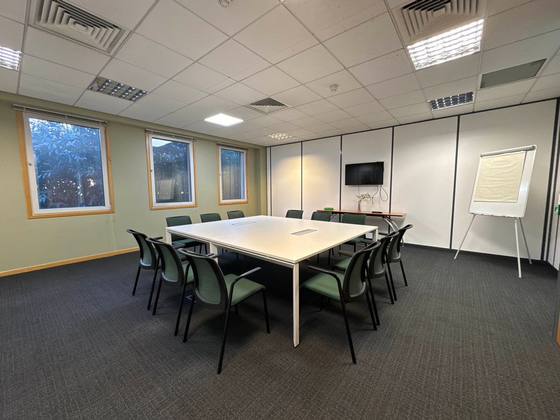 Bath Road, 450, Heathrow, Greater London, United Kingdom, UB7 0EB