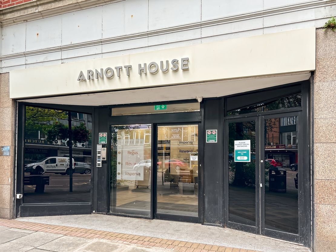Bridge Street, 12–16, Arnott House, Belfast, County Antrim, United Kingdom, BT1 1LU