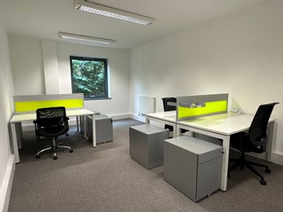 Property Image for Yeoford Way, Exeter, Devon, United Kingdom, EX2 8LB