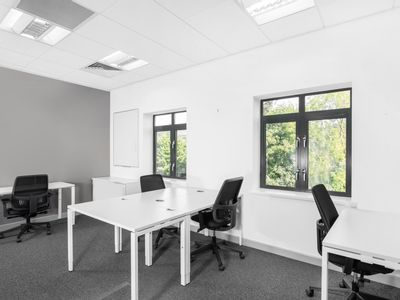 Property Image for Salts Mill Road, 1st, Bradford, West Yorkshire, United Kingdom, BD17 7TD