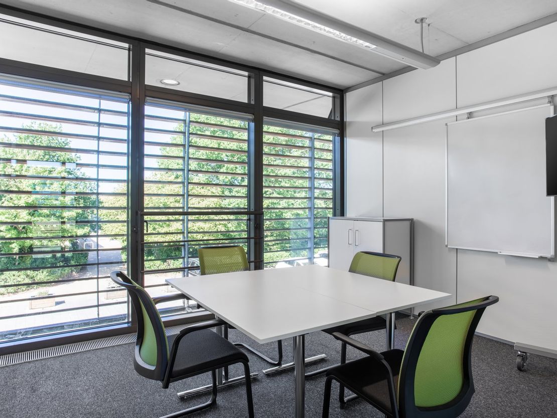 Butterfield, 110, Innovation Centre and Business Base, Luton, Bedfordshire, United Kingdom, LU2 8DL