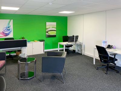 Property Image for Waterbury Drive, Waterlooville, Hampshire, United Kingdom, PO7 7TH