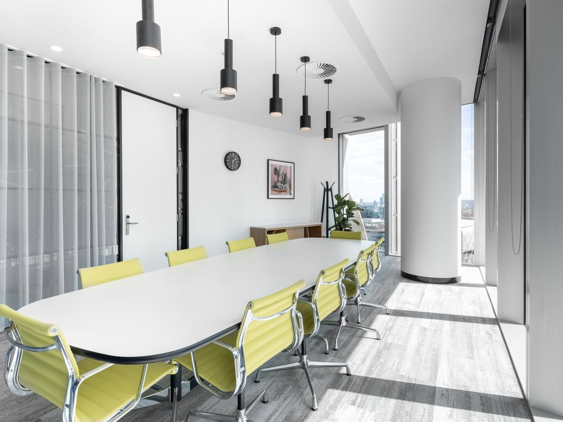 19th Floors, 18th, London, Greater London, United Kingdom, EC2N 4AG