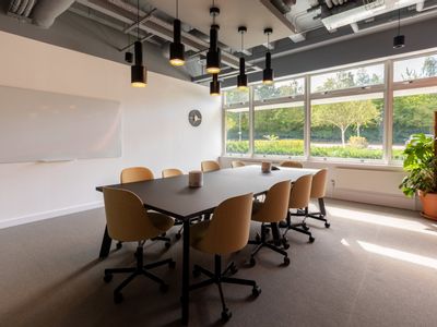 Property Image for Parkway, 4500, Fareham, Hampshire, United Kingdom, PO15 7AZ