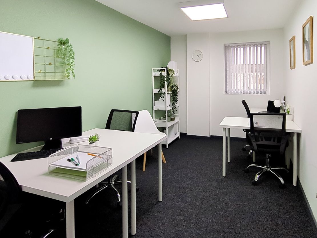 225 Wakefield, Wakefield, West Yorkshire, United Kingdom, WF2 7AZ