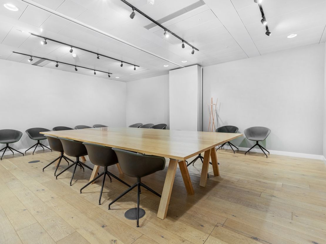 Wood Ln, 80, London, Greater London, United Kingdom, W12 0BZ