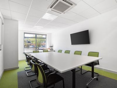 Property Image for Caxton Close, Andover, Hampshire, United Kingdom, SP10 3FG