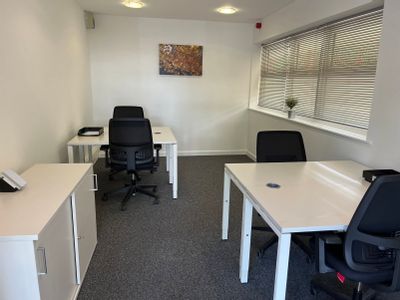 Property Image for 31 Stroudley Road, Basingstoke, Hampshire, United Kingdom, RG24 8UP