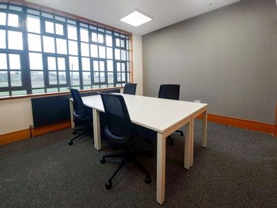 Property Image for Greenock Road, Renfrew, Renfrewshire, United Kingdom, PA4 9LH