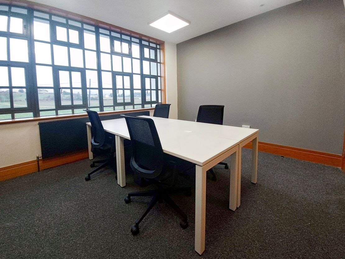 Greenock Road, Renfrew, Renfrewshire, United Kingdom, PA4 9LH