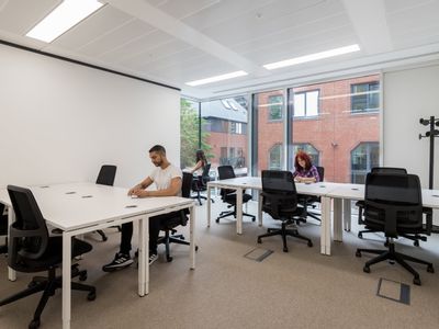 Property Image for Fulham Palace Road, 77, London, Greater London, United Kingdom, W6 8AF