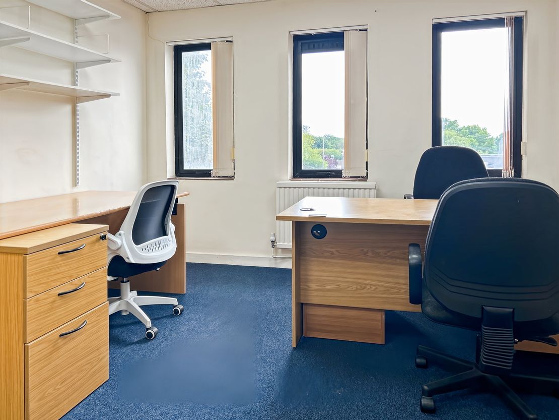 Edison Road, Claydon House Business Centre, Aylesbury, Buckinghamshire, United Kingdom, HP19 8TE
