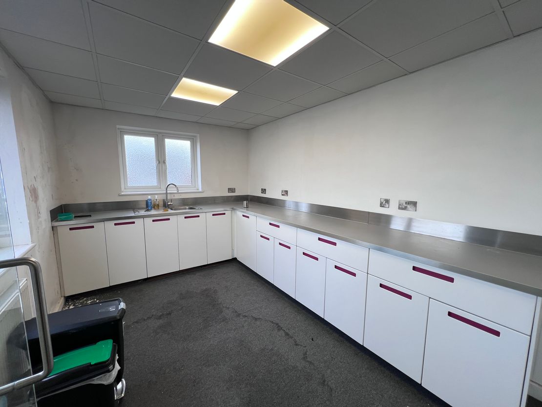 Unit 3 502 Wallisdown Road, Bournemouth, Dorset, BH11 8PT