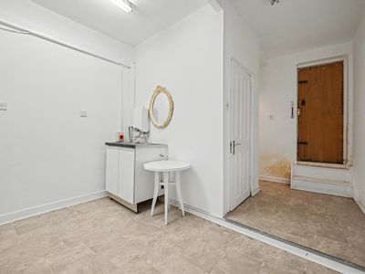 Property Image for Abbey Green, Nuneaton