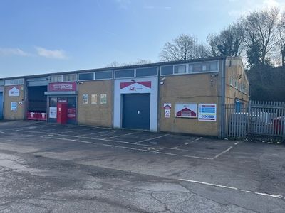 Property Image for 20 Upton Rd, Reading RG30 4BJ