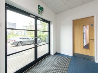 Property Image for 14 The Triangle, Nottingham, Nottinghamshire, NG2 1AE