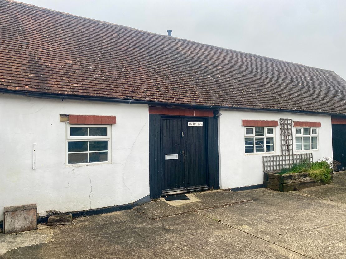 The Old Dairy, Manor Farm, High Street, Tingrith, Milton Keynes, Bedfordshire, MK17 9EN