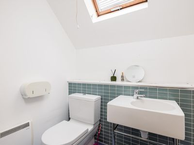 Property Image for Elm Court, Stratford-Upon-Avon CV37 6PA
