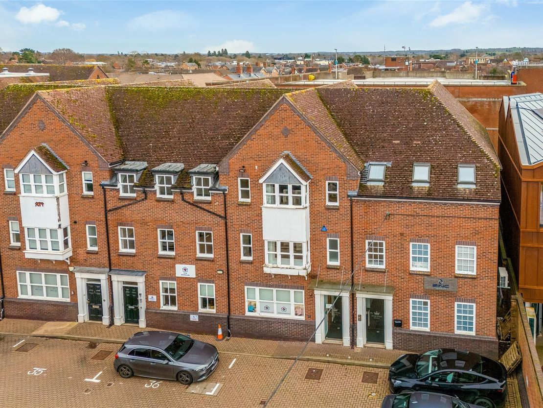 Elm Court, Stratford-Upon-Avon CV37 6PA