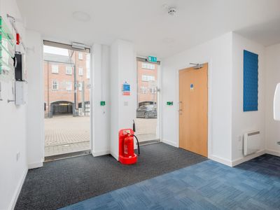 Property Image for Elm Court, Stratford-Upon-Avon CV37 6PA