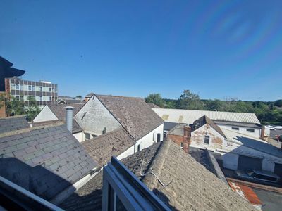 Property Image for 268 London Road, Waterlooville, PO7 7EP