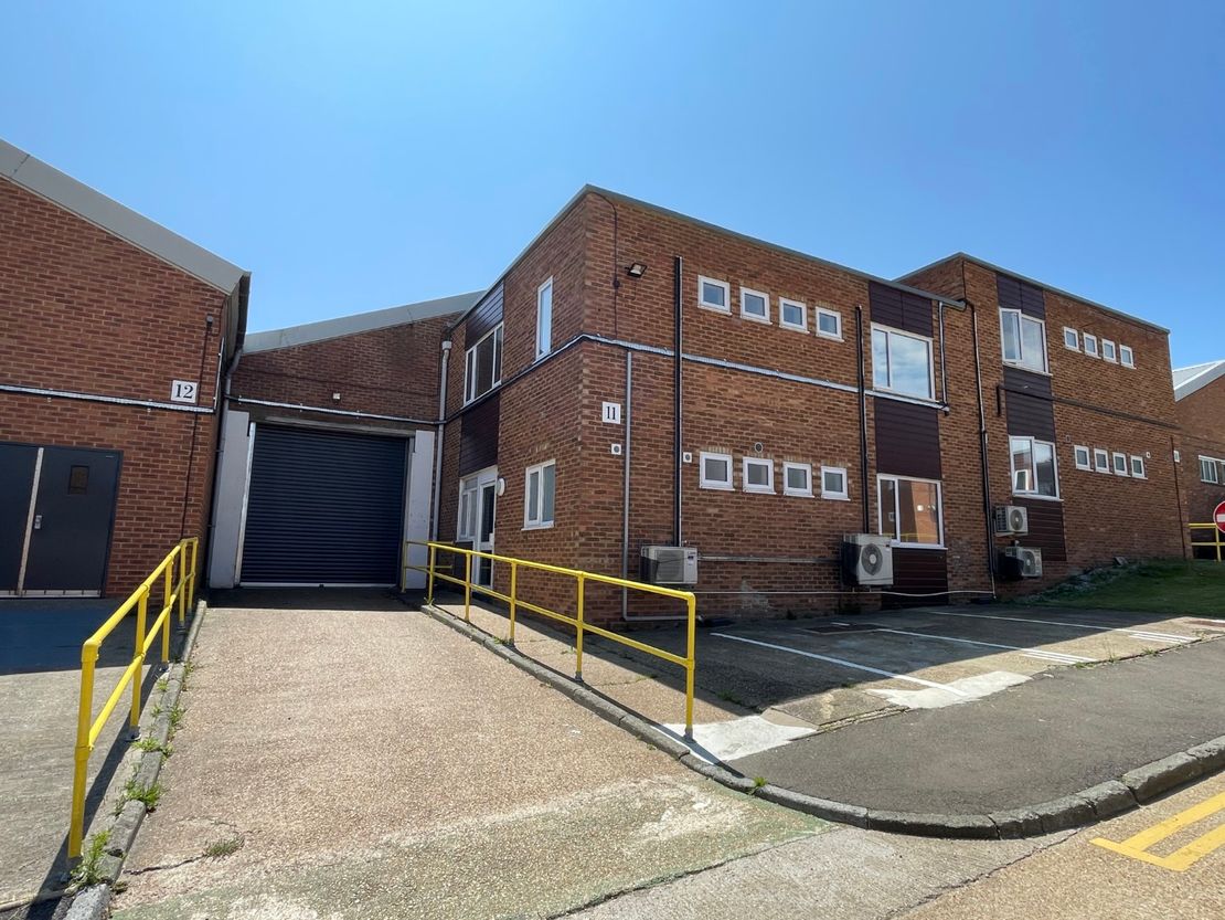 Unit 11, Mace Industrial Estate, Mace Lane, Ashford, Kent, TN24 8PE