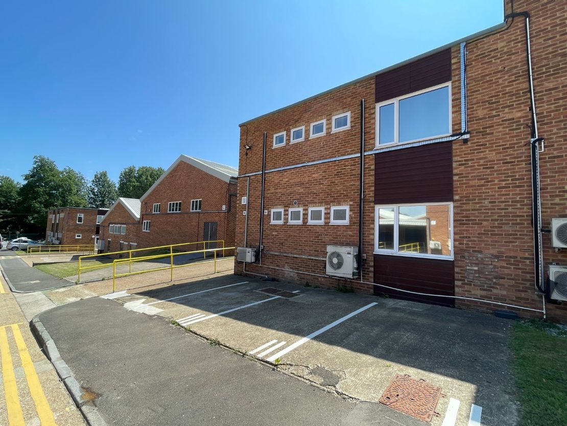 Unit 11, Mace Industrial Estate, Mace Lane, Ashford, Kent, TN24 8PE