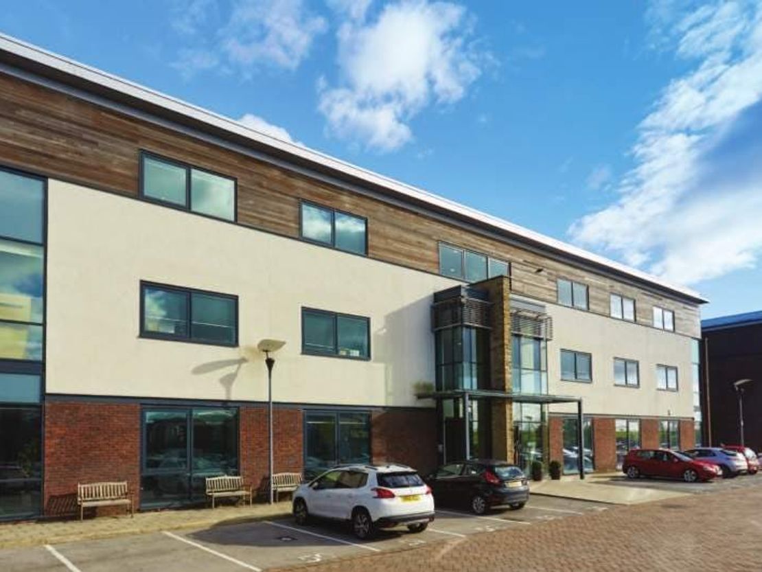 7 Airport West, Lancaster Way, Yeadon, Leeds, LS19 7ZA