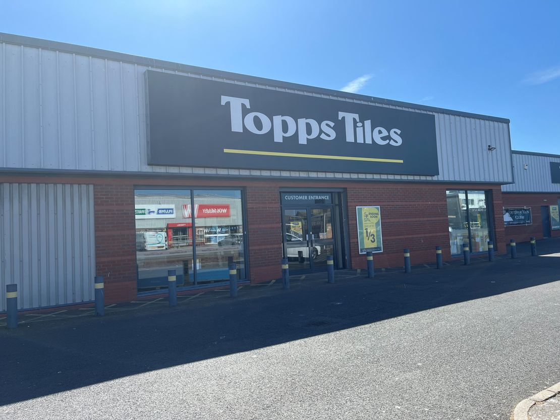 152 Vale Road, Rhyl, LL18 2PD