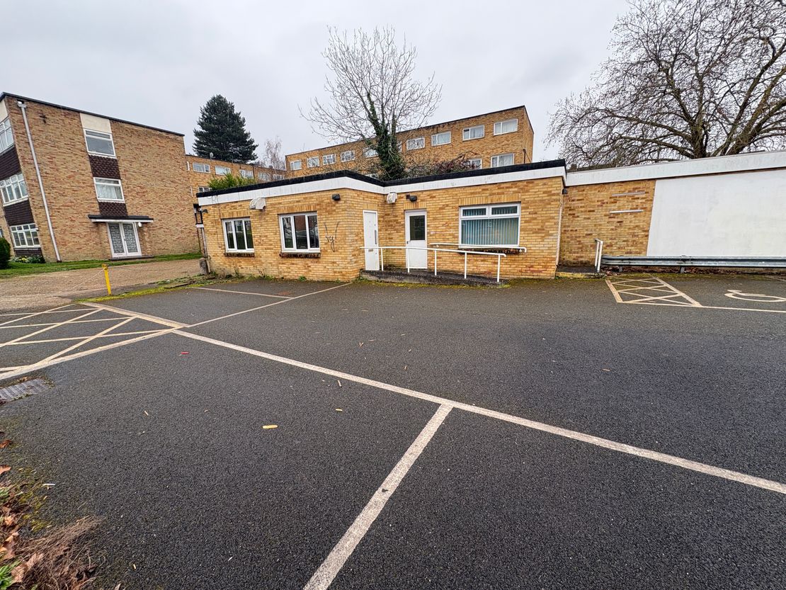 Former DVSA Test Centre, Forest Hills Drive, Southampton, Hampshire, SO18 2FY
