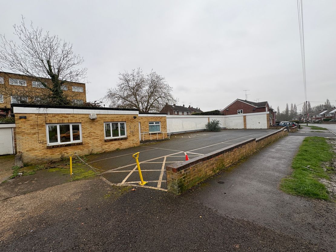 Former DVSA Test Centre, Forest Hills Drive, Southampton, Hampshire, SO18 2FY
