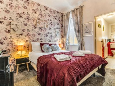 Property Image for Friends Hotel, 32 Reads Avenue, Blackpool, FY1