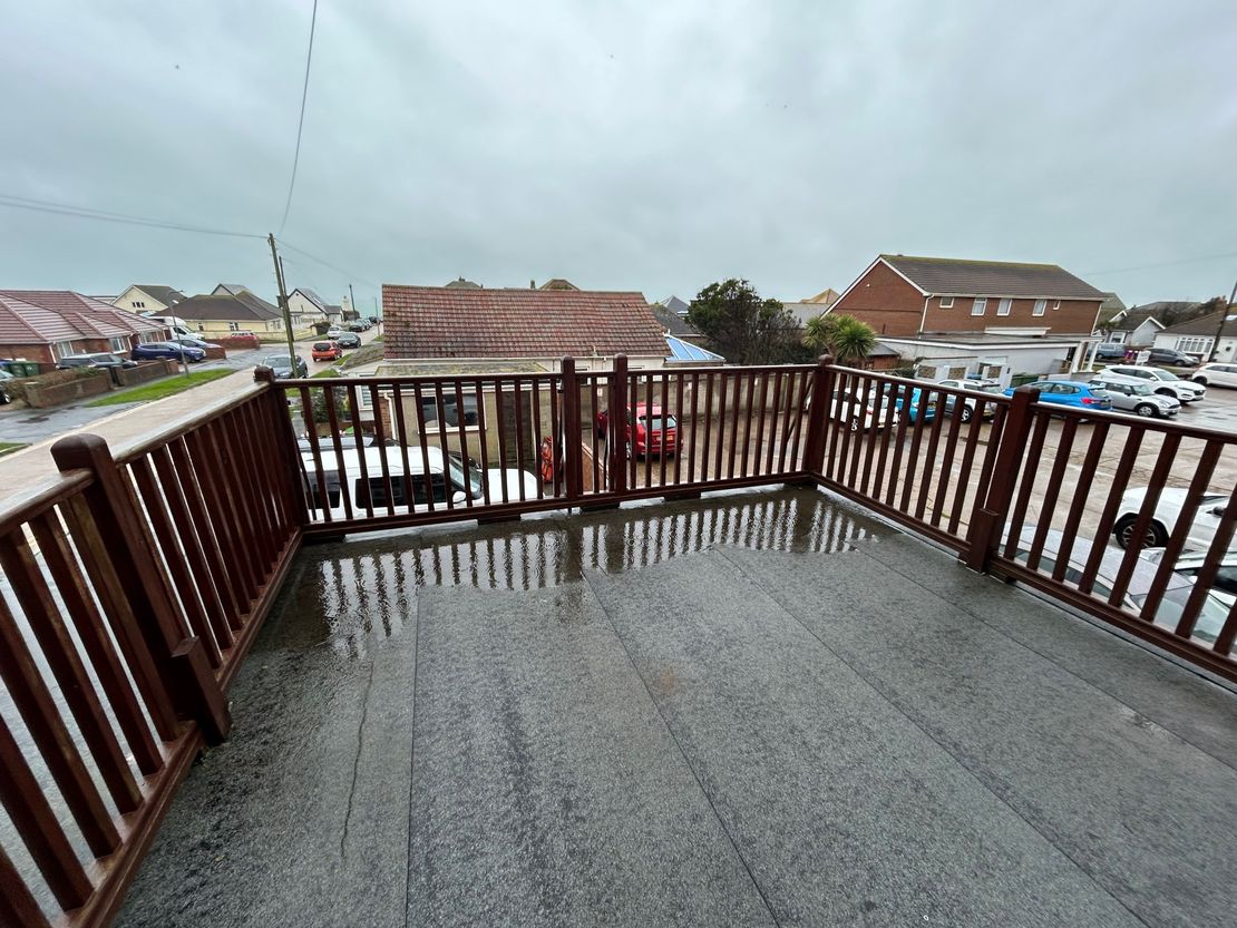 219 South Coast Road, Peacehaven, East Sussex, BN10 8LL