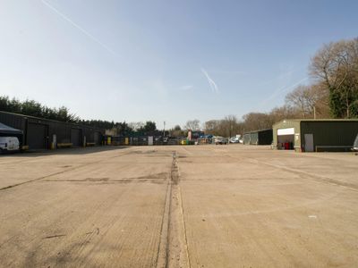 Property Image for Little Britain House, Rear Yards, Packet Boat Lane, Uxbridge, UB8 2JR