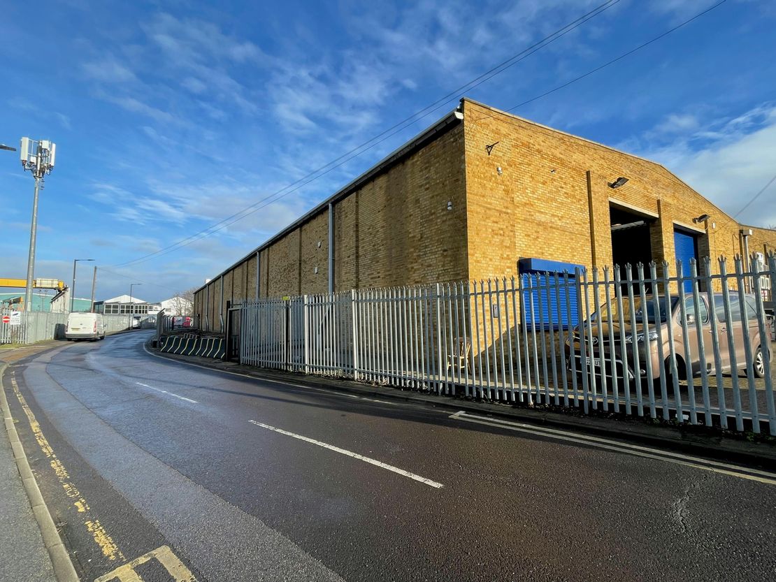 61 Millmarsh Lane, Enfield, EN3 7UY