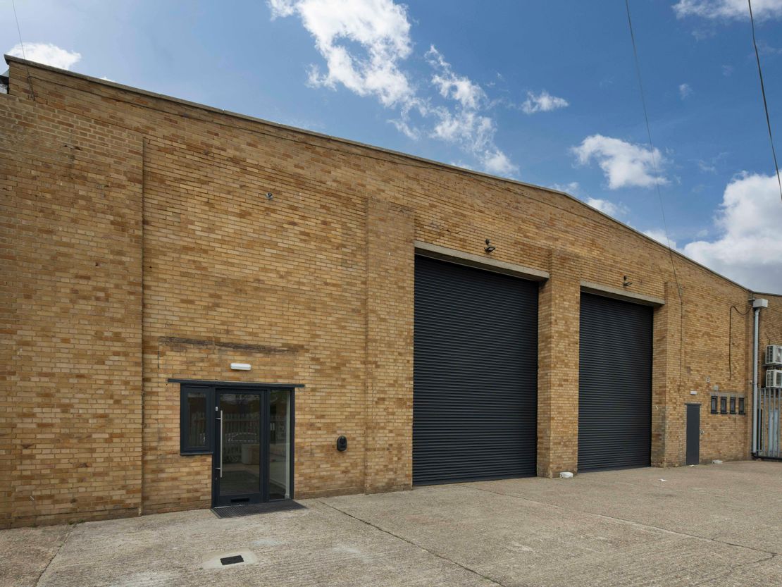 61 Millmarsh Lane, Enfield, EN3 7UY