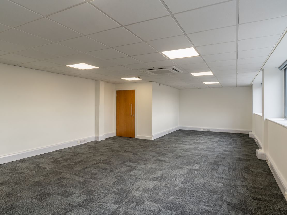 Office 11 Lakeview House, Bond Avenue, Bletchley Milton Keynes, Buckinghamshire, MK1 1FB