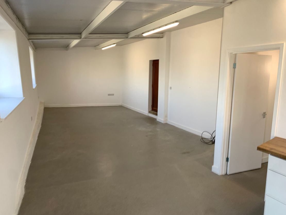 Unit 3C Cherwell Valley Business Park, Twyford Road, Banbury, Oxfordshire, OX17 3AS