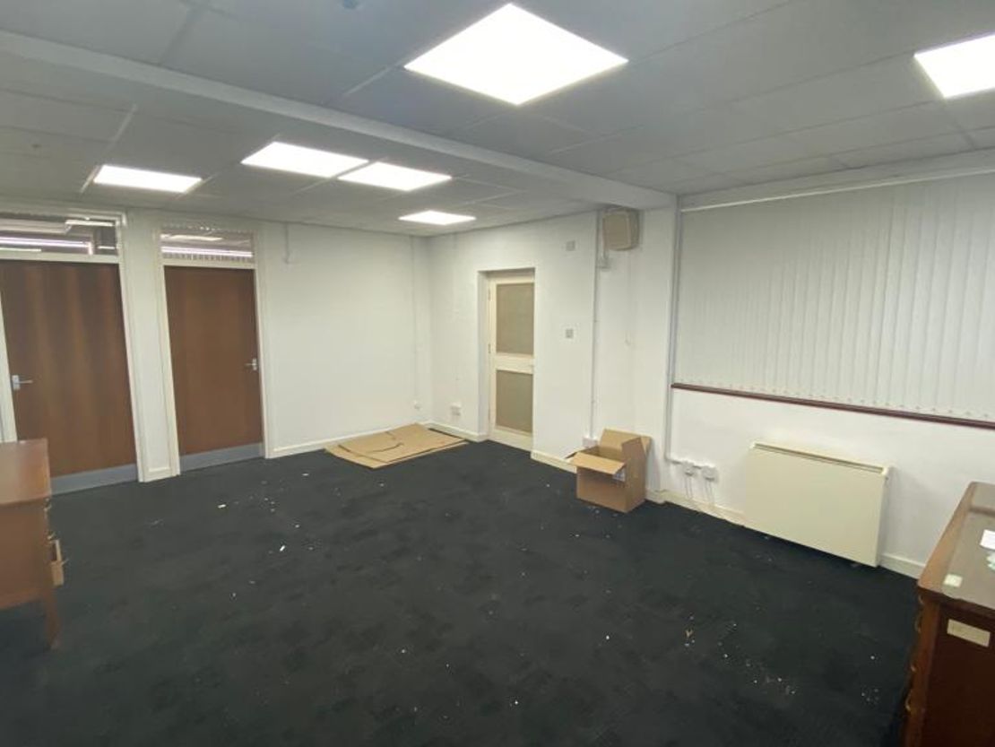 68A Reddicap Hill, Sutton Coldfield, West Midlands, B75 7BG