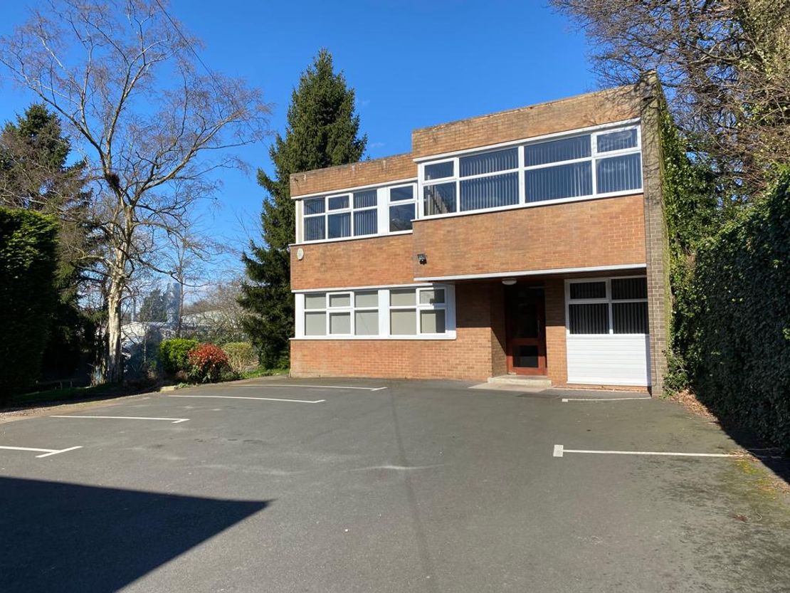 68A Reddicap Hill, Sutton Coldfield, West Midlands, B75 7BG