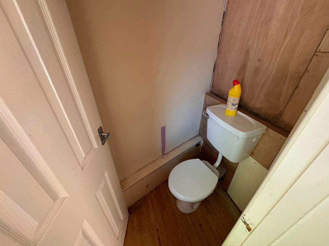 120 Castle Street, Hinckley, Leicestershire, LE10 1DD